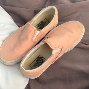 peach vans